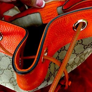 Gucci tote bag STILL HAVE THIS ITEM Serious$only